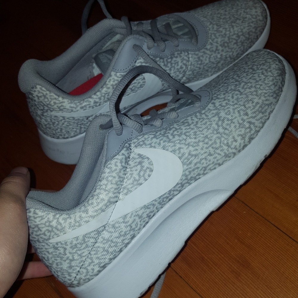 Nike shoes